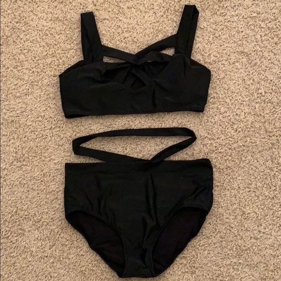 Bikini Set - Picture 6 of 6